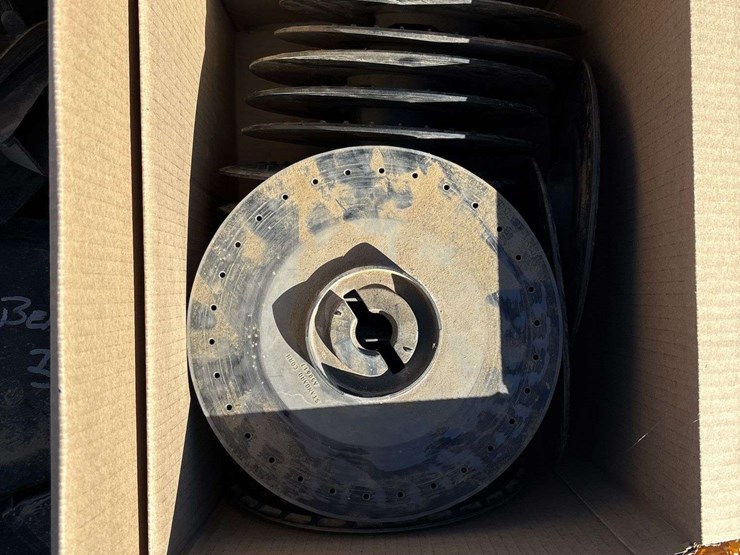 john-deere-7240-image-33