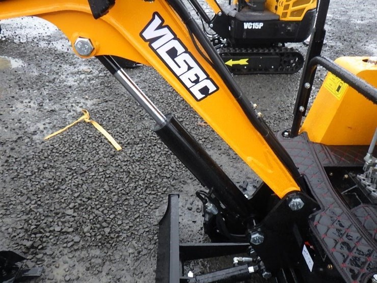 2025-vicsec-15-hydraulic-excavator-image-8