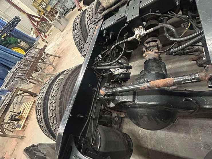 2016-international-prostar-image-5