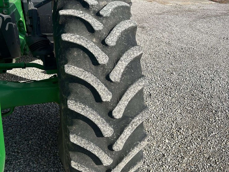 1996-john-deere-8200-image-10