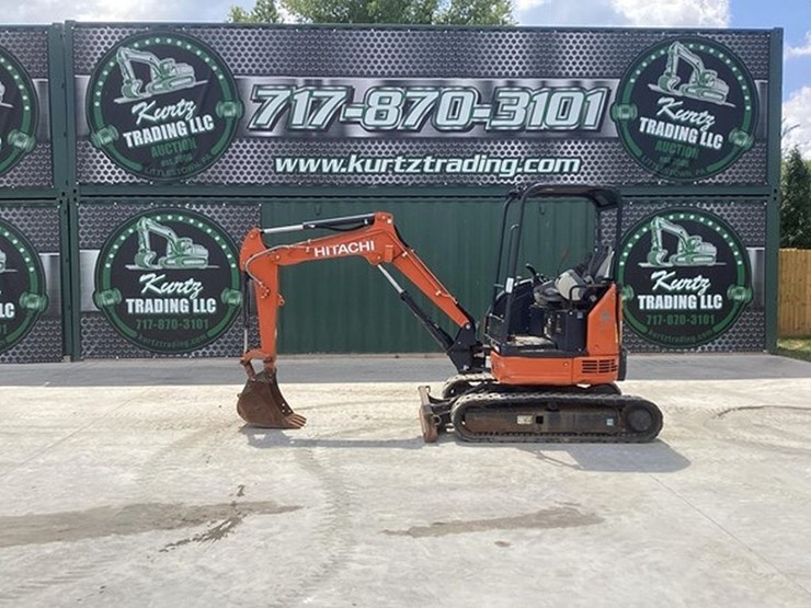 hitachi-zx26u-5-image-1