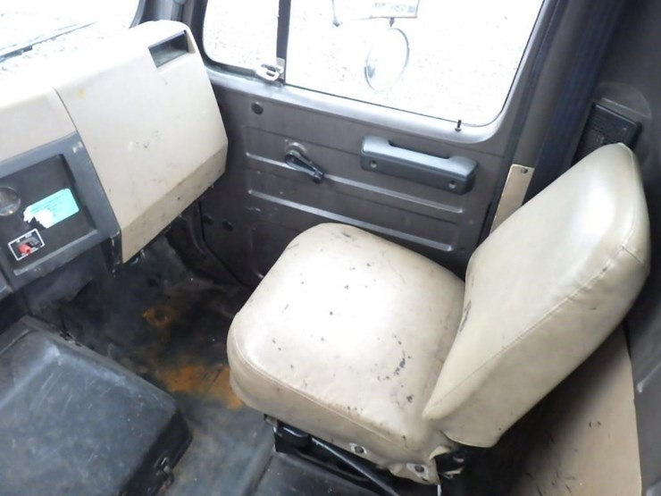 1992-international-4900-image-31