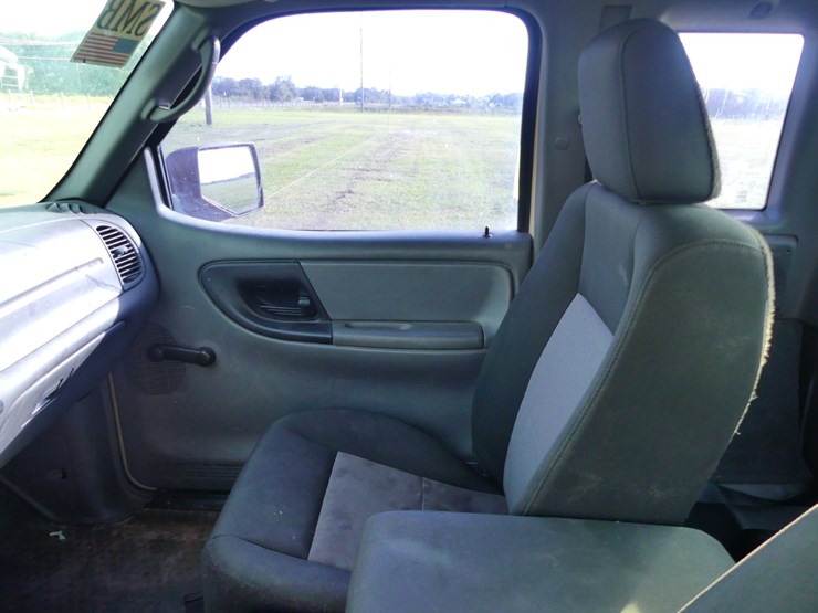 2011-ford-ranger-image-9