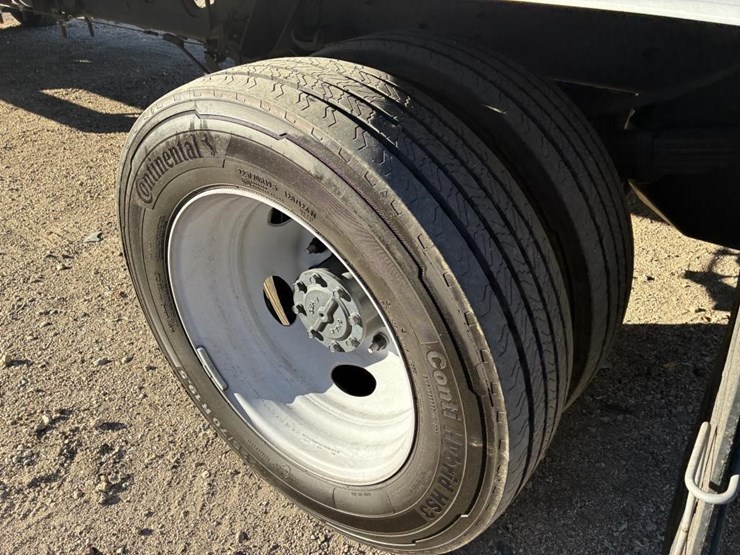 ford-f450-xl-image-6