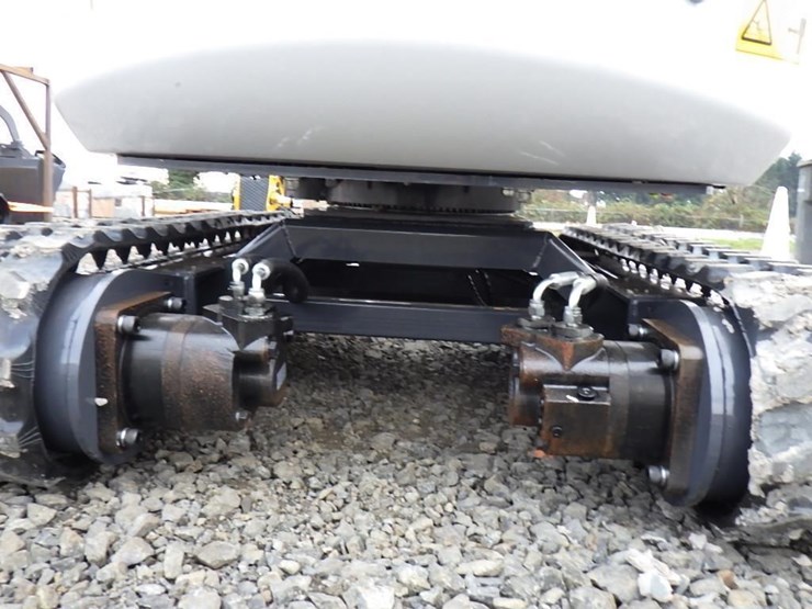 2025-sdlanch-sdle20-hydraulic-excavator-image-16