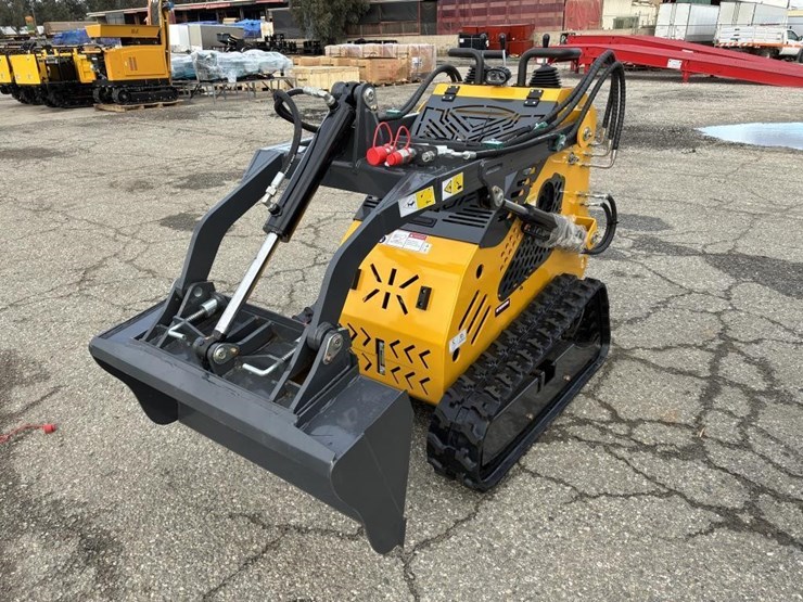 2025-sd-lanch-sdll60-skid-steer-image-1