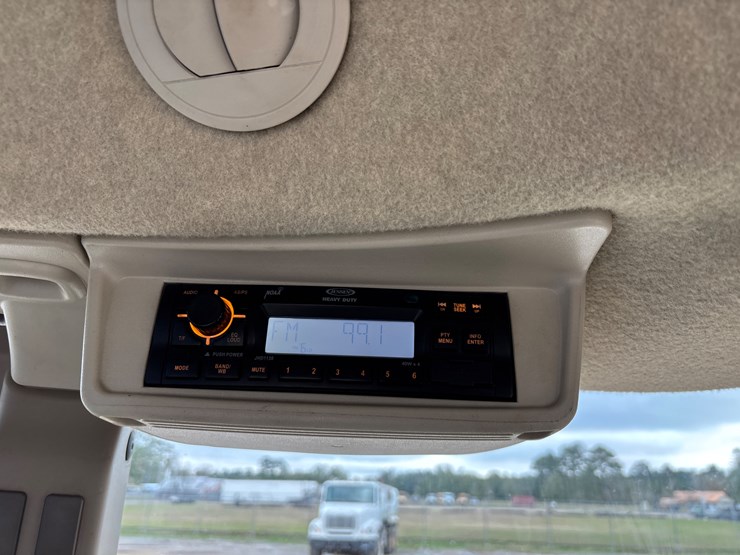 john-deere-5065e-image-25