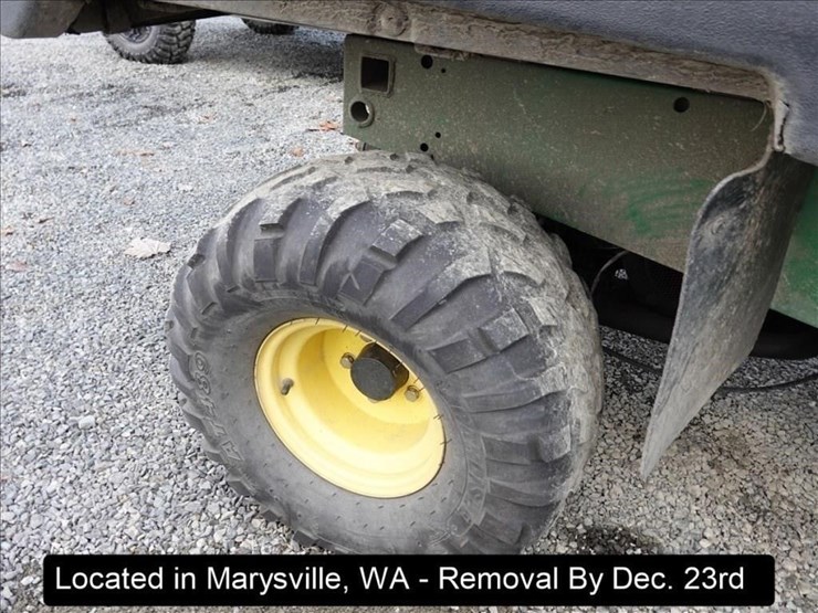 2010-john-deere-gator-image-14