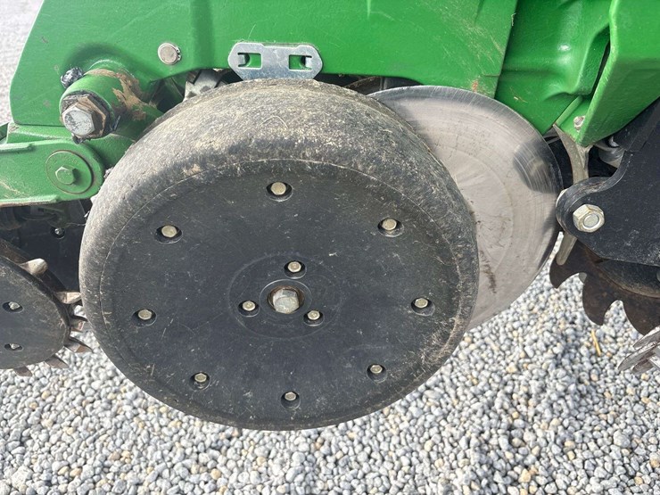 john-deere-1790-image-8