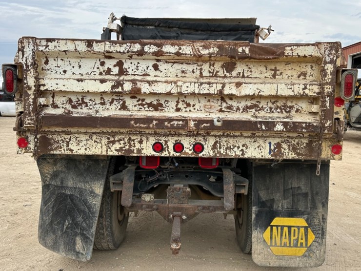 international-4700-image-6