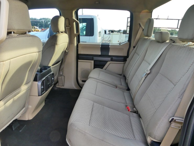 2021-ford-f150-xl-image-8