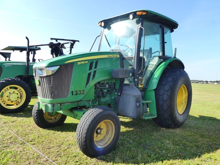 john-deere-5090m-image-2