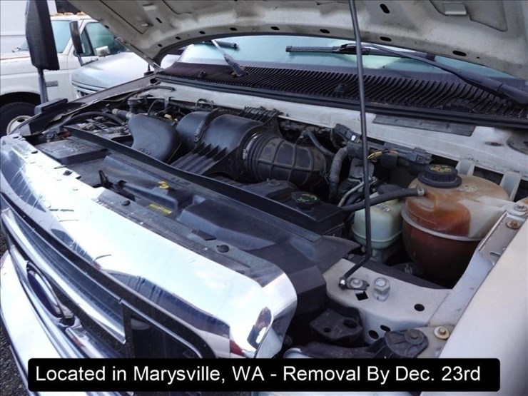 2010-ford-e350-image-16