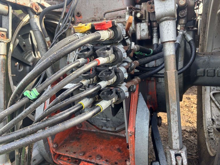 1986-white-4-225-image-16