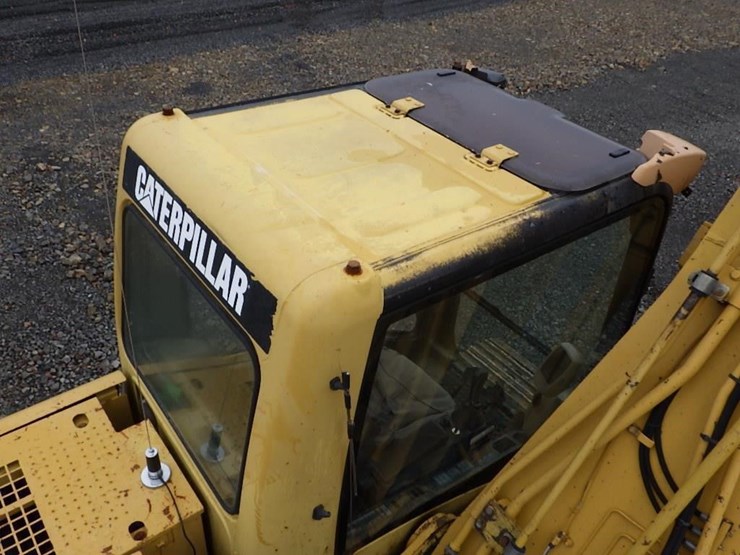 caterpillar-320c-image-23