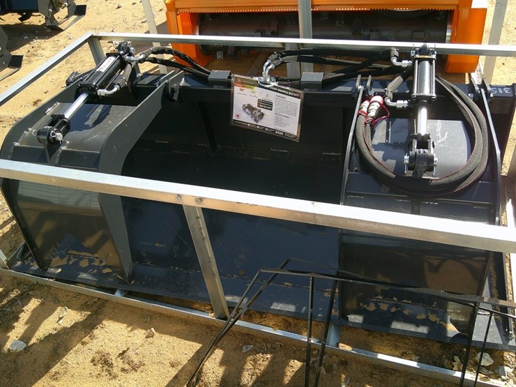 wolverine-72"-grapple-f/-skid-steer-image-1