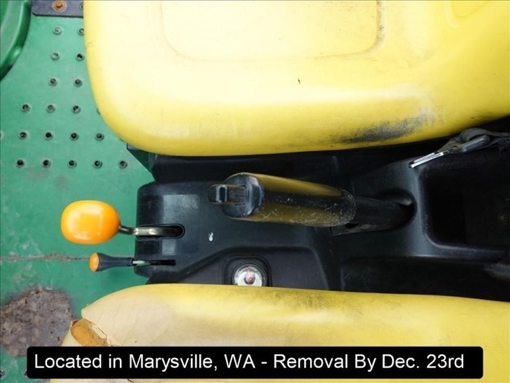 2010-john-deere-gator-image-2