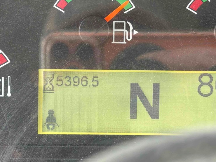 caterpillar-930-image-21