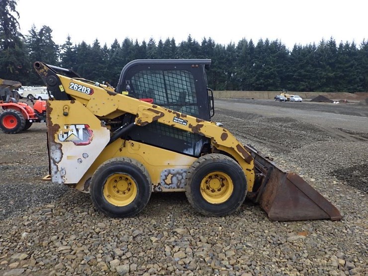 caterpillar-262d3-image-3