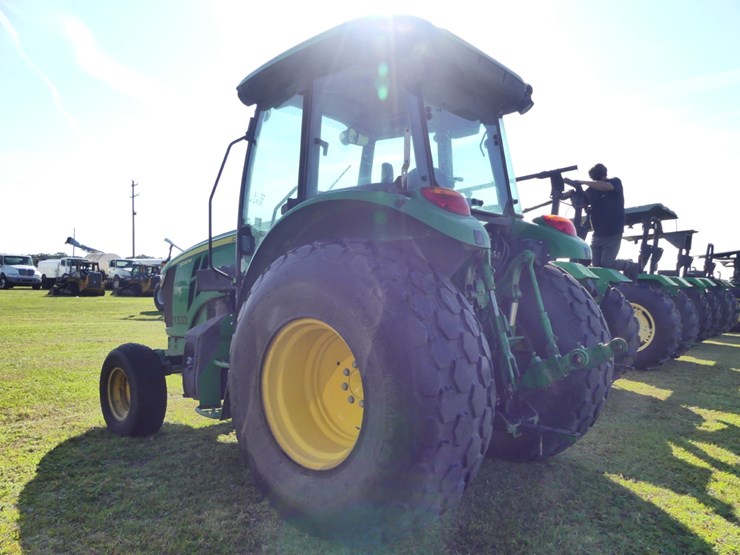 john-deere-5090m-image-4