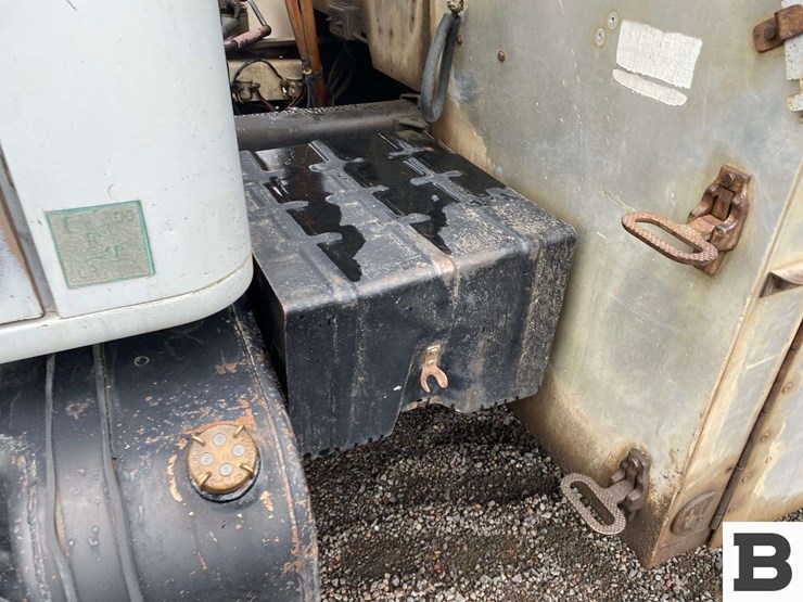 1984-international-s1954-image-14