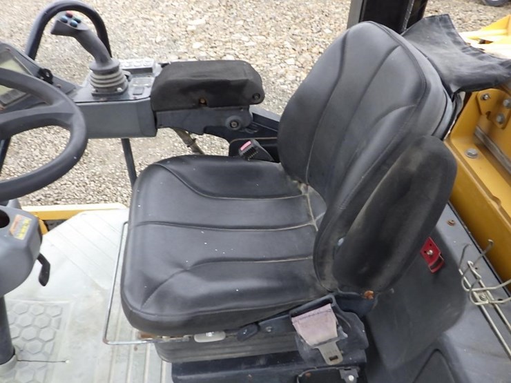 caterpillar-cs56b-image-21