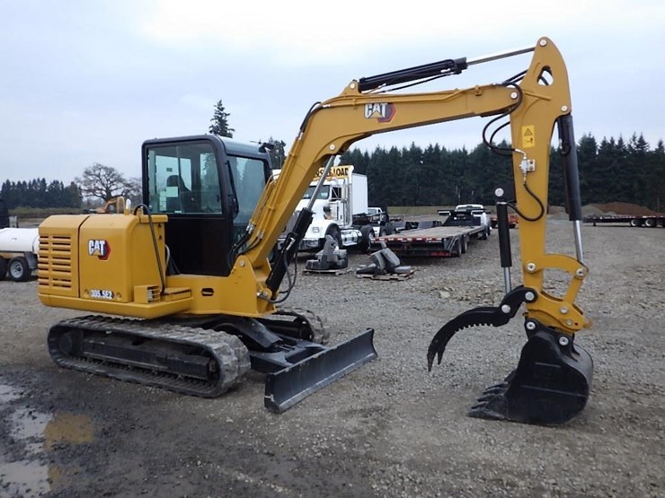 caterpillar-305.5e2-image-2