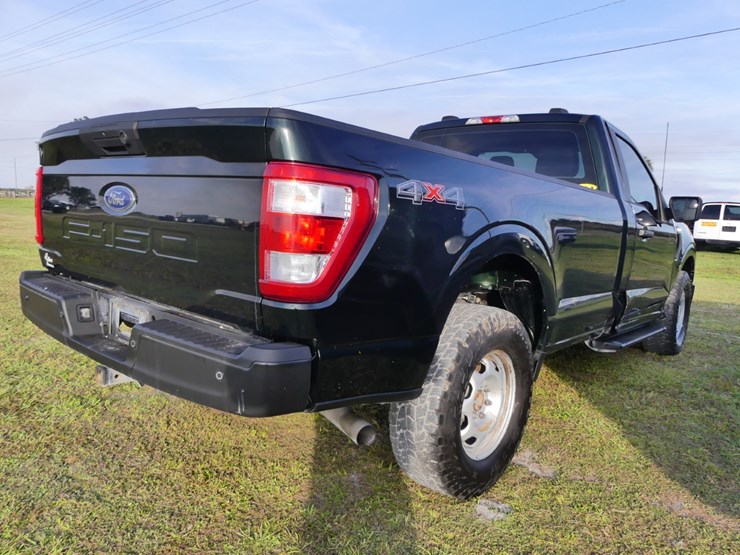 2021-ford-f150-xl-image-4