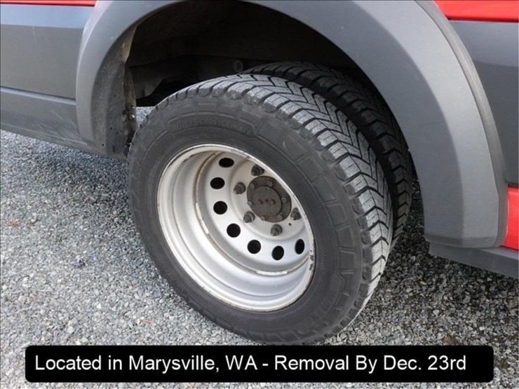 2017-ford-transit-image-13