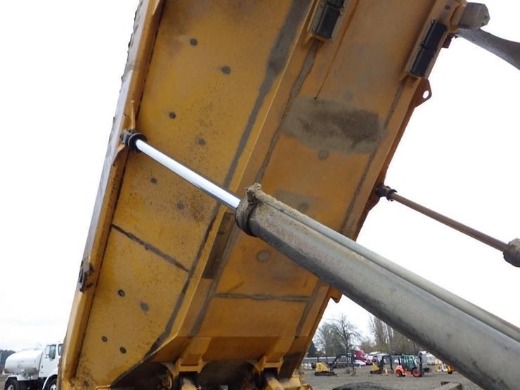 2005-volvo-a35d-image-19