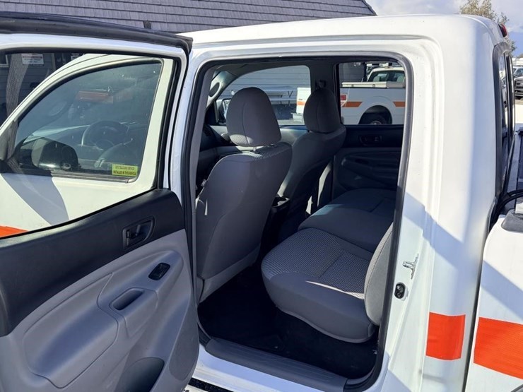 toyota-tacoma-image-12