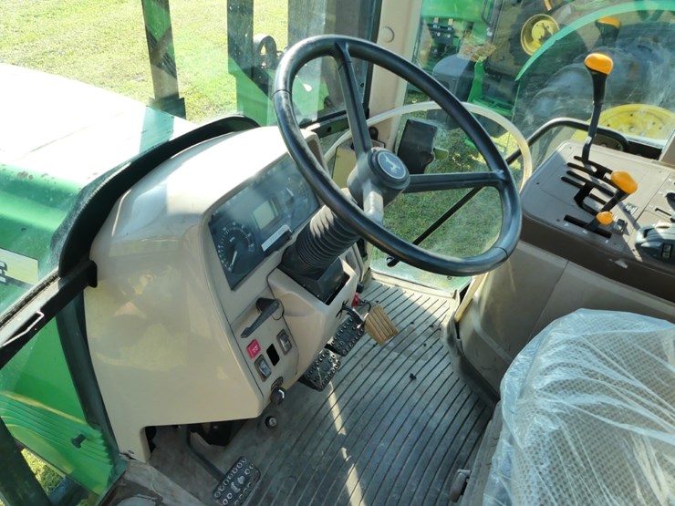 john-deere-6125-image-13