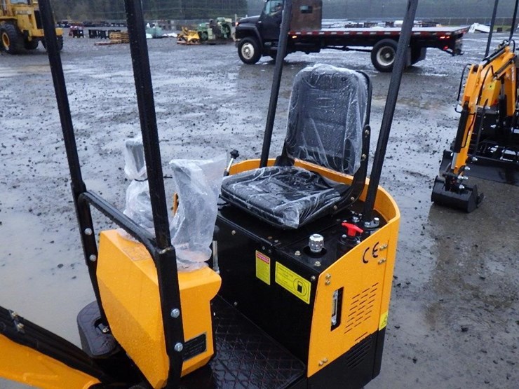 2025-vicsec-13-y-hydraulic-excavator-image-19