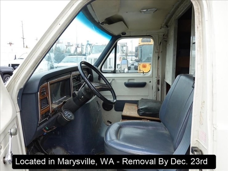 1989-ford-e350-image-16