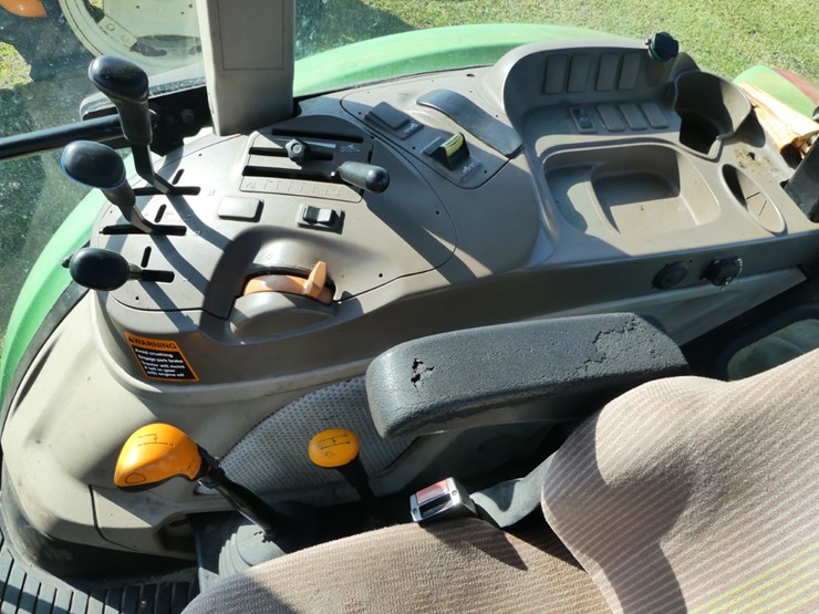 john-deere-6105e-image-15