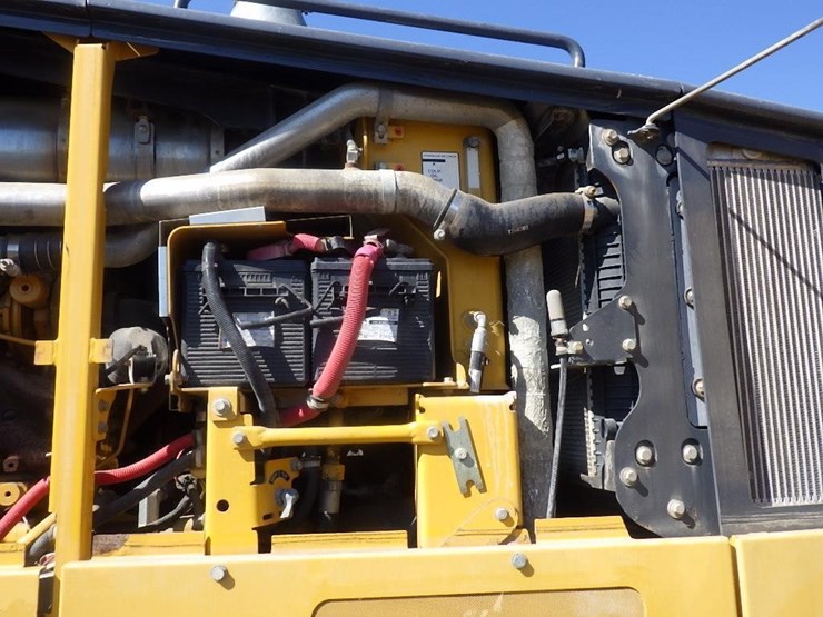 2012-deere-672gp-image-31