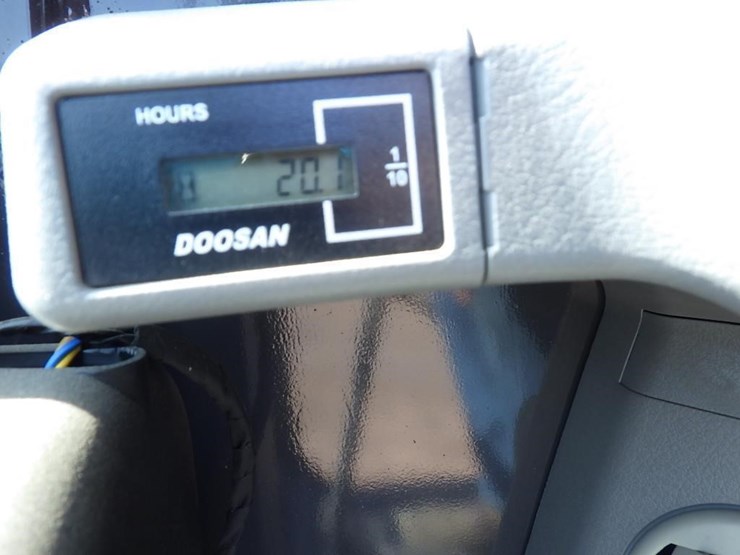 2023-develon-dx85r-3-hydraulic-excavator-image-31