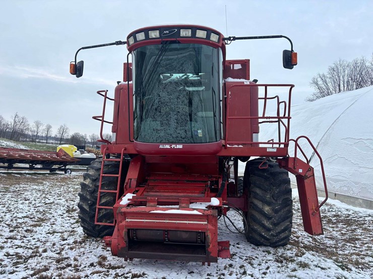 1996-case-ih-2388-image-9