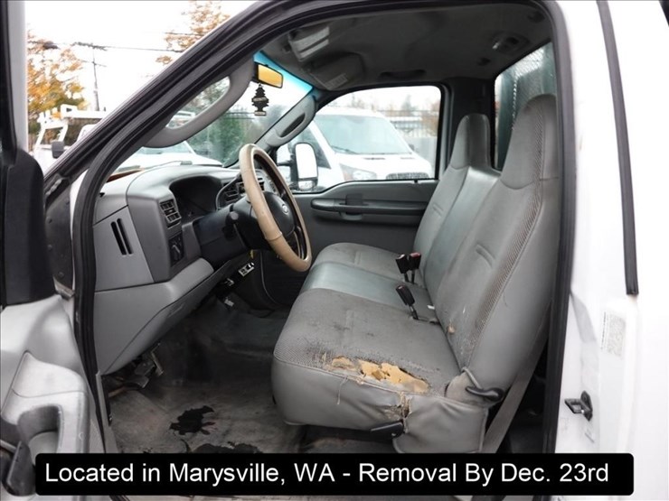 2004-ford-f350-image-15