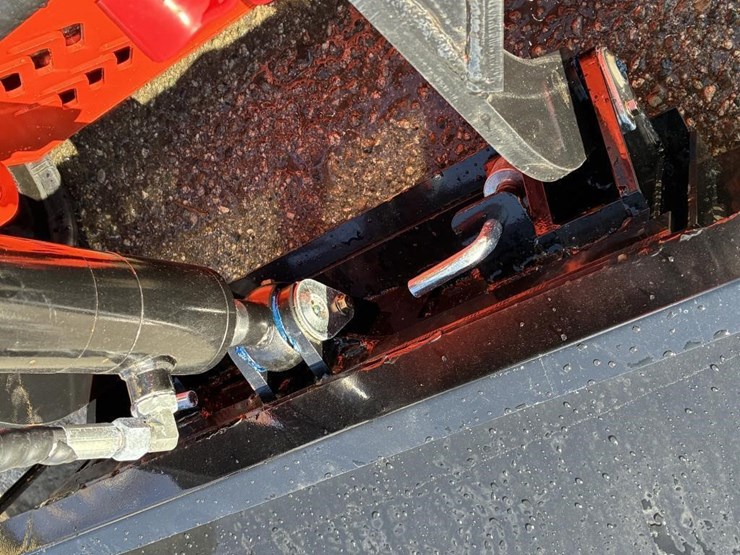 2025-mms-380r-skid-steer-track-loader-image-6