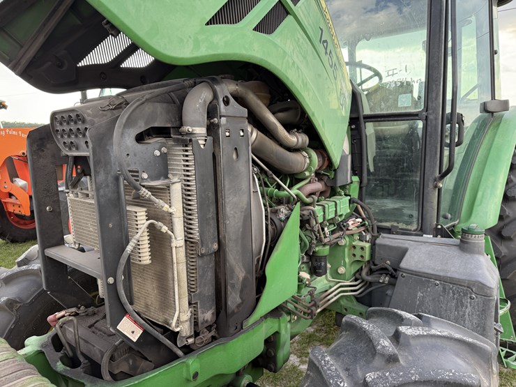 john-deere-6105e-image-11