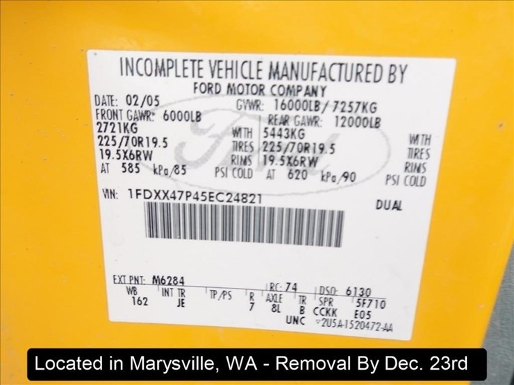 2005-ford-f450-image-17