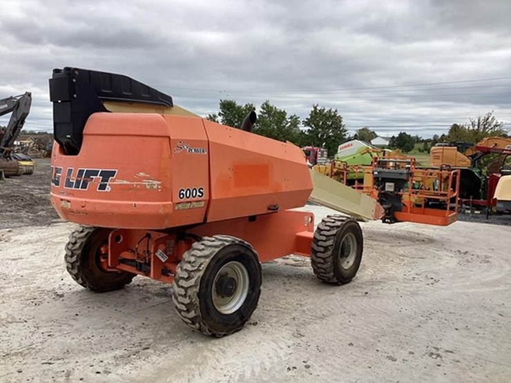 2007-jlg-600s-image-4