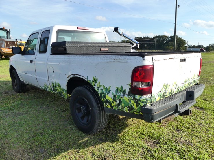 2011-ford-ranger-image-3