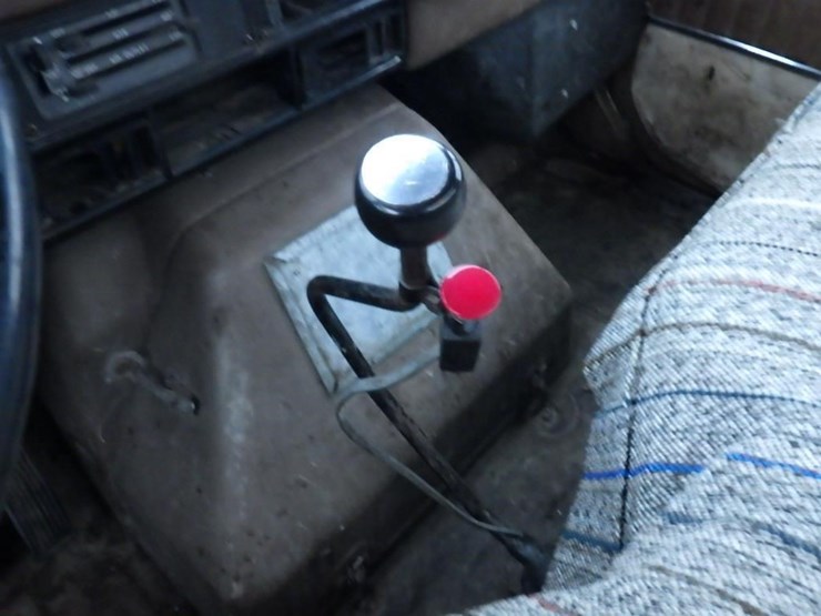 1987-international-1954-17'-s/a-flatbed-truck-image-23