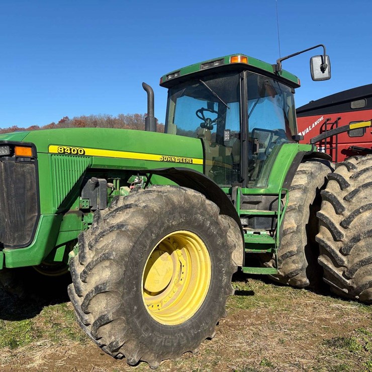 1997 JOHN DEERE 8400