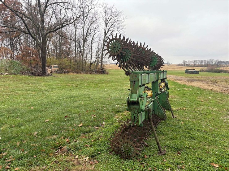 john-deere-400-image-3