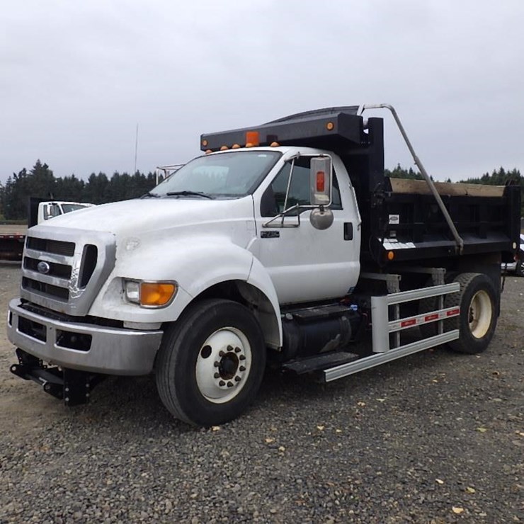 FORD F750