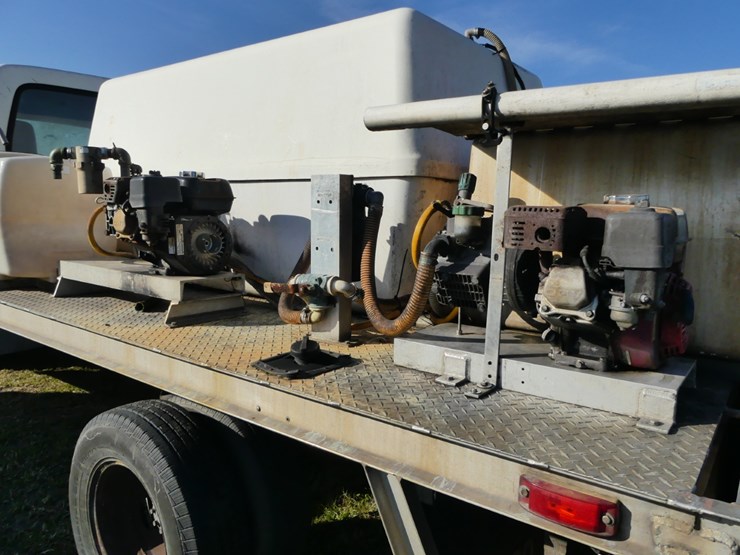 2011-ford-e450-image-5