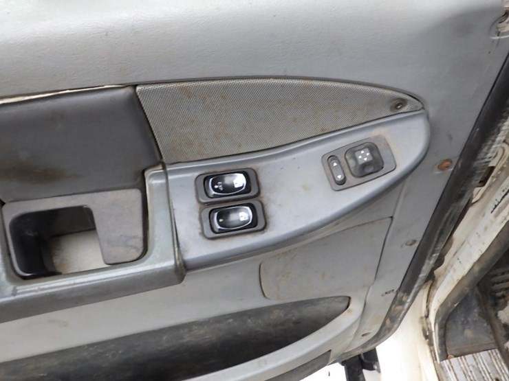 2005-freightliner-columbia-t/a-truck-tractor-image-21